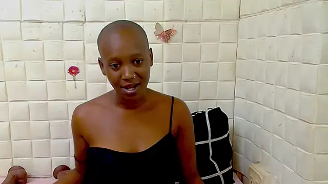 EbonyOlive69: онлайн-секс-чат