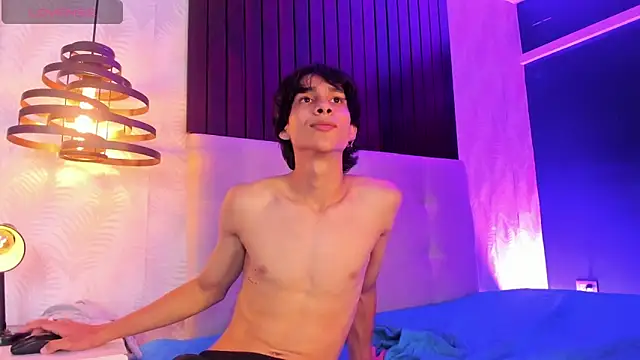 Cheys_MastのライブXXXチャット