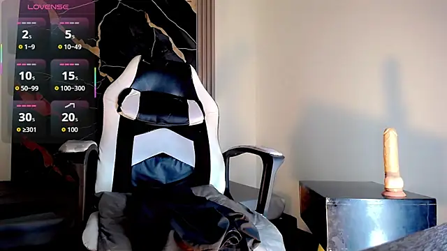 Pokazy przed kamerką – Brittany__Rose