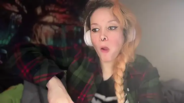 دردشة FRRANNKIE الجنسية المباشرة