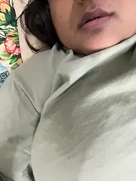 radhikkaa Live XXX Chat