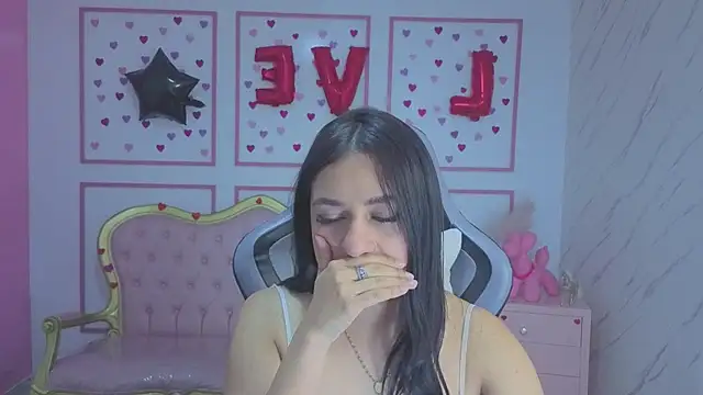 sofia_brooks_t's Live XXX Chat