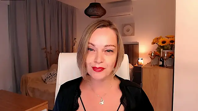 Tilly_Eliot Live XXX Chat