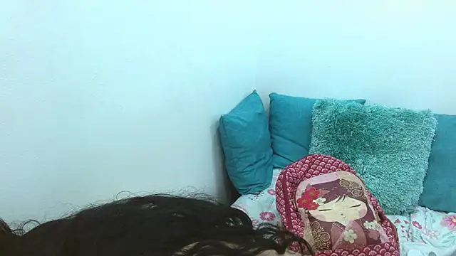 Ashyle Adlı Modelin Canlı XXX Sohbeti