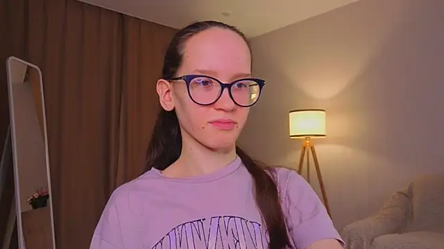 BettyBrowni 在線直播表演