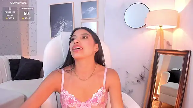 Tiffany_Low Live XXX-chat