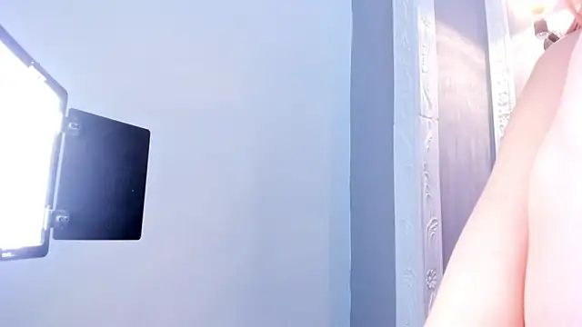 Chat +18 de Bonniie_22 ao vivo