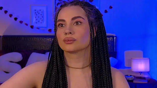 دردشة AdrianaTorres الجنسية المباشرة