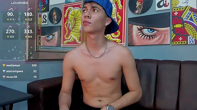 AronTawers – Naživo XXX chat