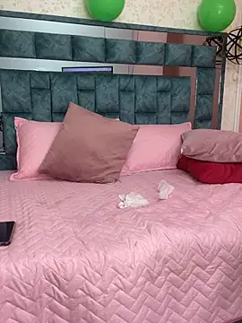 Chat +18 de emily_pink18 ao vivo