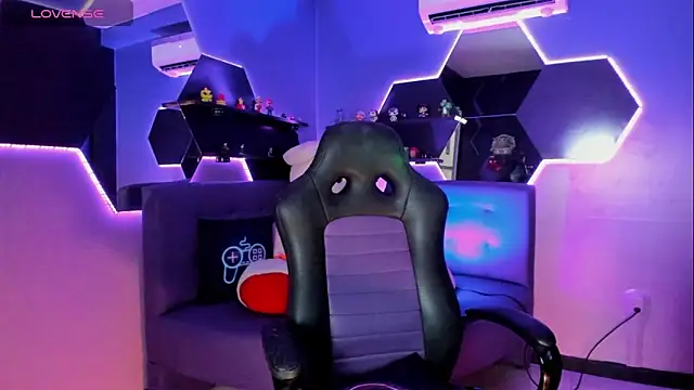 Chat XXX en directo de DaphneHarrison