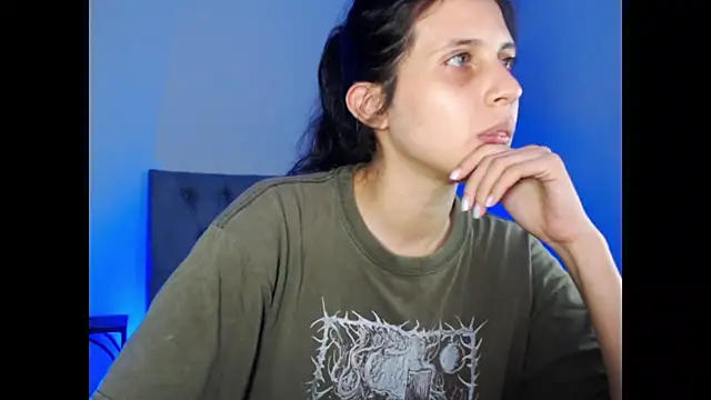 bellatrix25's Live XXX Chat