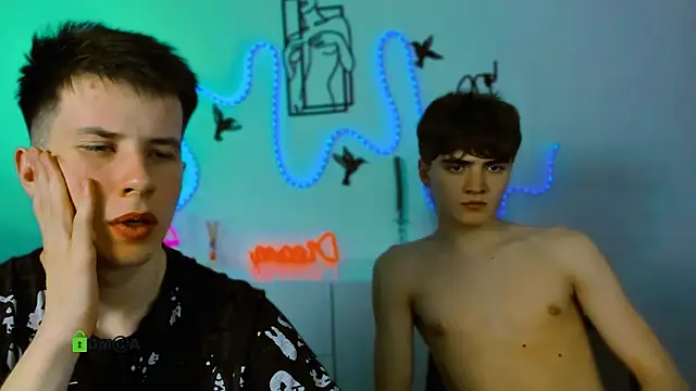 emil_lucky's Live XXX Chat