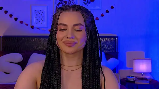 Онлайн чат XXX AdrianaTorres