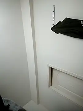 vardh033 Show Webcam