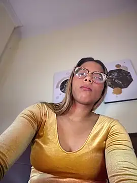 MiaSizzle Chat XXX in diretta