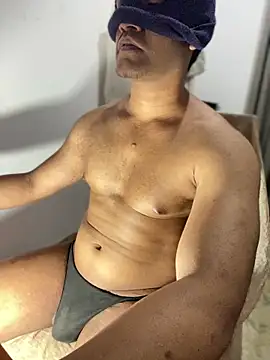 عرض كام MilanBlaze