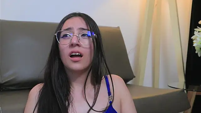 Sweet_Sammy_'s Live XXX Chat