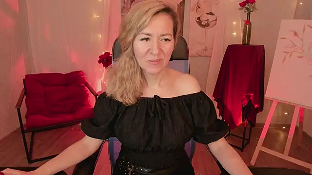 DonnaSmitth Adlı Modelin Canlı XXX Sohbeti