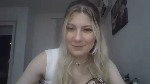 Foxy_Bright's Live XXX Chat