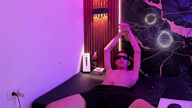 Show de webcam de MASTER_PLAY_HOUSE