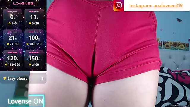 ana_studio élő XXX-chatje