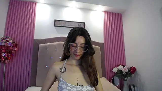 MarinetteLux Live XXX-Chat