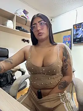 Chatroom XXX en direct de ami_santos