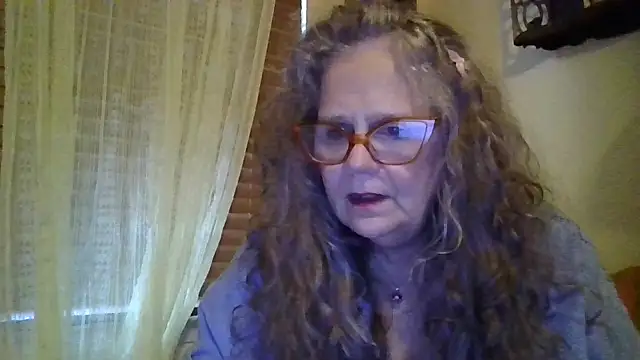 DestineeLoverGirl's Live XXX Chat