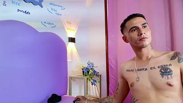 Irina_and_Max Pertunjukan Webcam