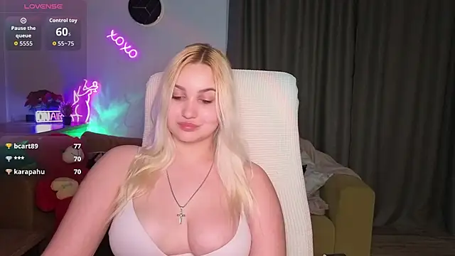 adrelaxina's Live XXX Chat