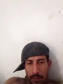 Tu_ChicoMalo22CM Chat XXX in diretta