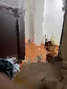 juanma759: διαδικτυακό σόου στην κάμερα