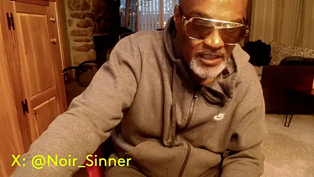 Czat XXX na żywo – sinnernoir