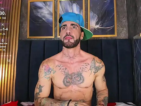 Lancelot_Benwick: διαδικτυακό σόου στην κάμερα