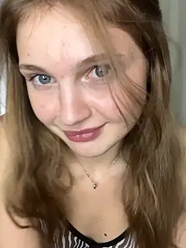 Emaline_Fane: онлайн-секс-чат