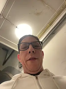 TitanNoir 现场XXX聊天