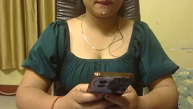 PUCHEJAAN Live XXX Chat