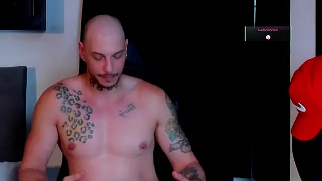 RickG_Oficial's Live XXX Chat