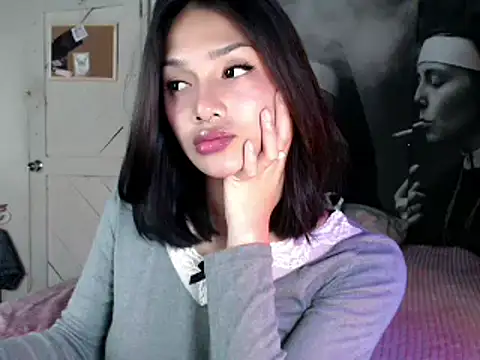 itsmekarinaaa Show in webcam