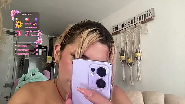 Show de isa_fox_23 na webcam