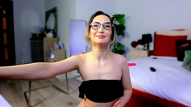 CharmingAnnie Live XXX-chat