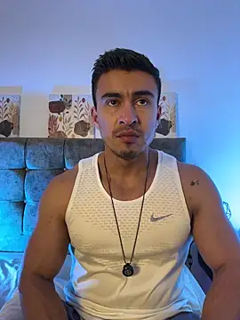 Chris_Clarck Chat XXX in diretta