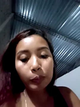 Genesis_18_'s Live XXX Chat