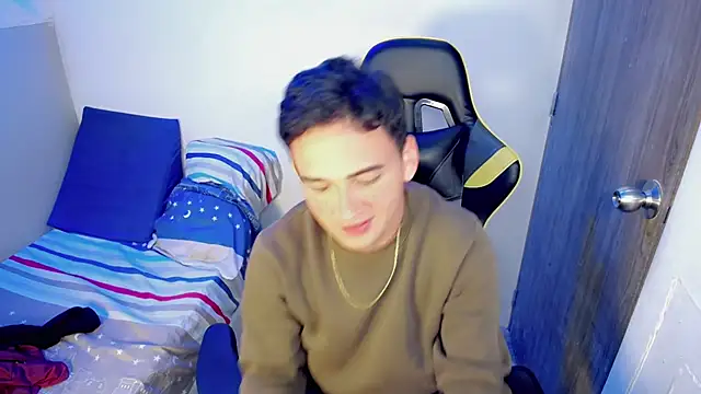 Вебкам-шоу Mathias_twinkk