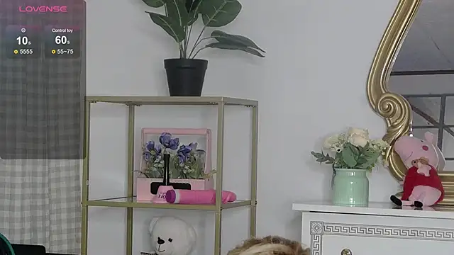 SarahRaynex's Live XXX Chat