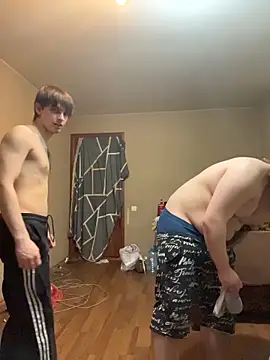 desiredude9 Show Webcam