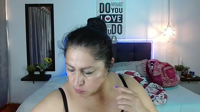 Keyla01_'s Live XXX Chat