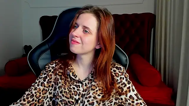 Chatroom XXX en direct de FreyaVey