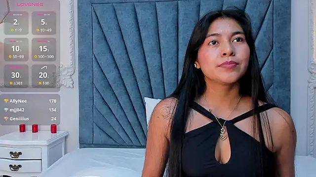 Chat XXX en directo de Leandra-Johnson